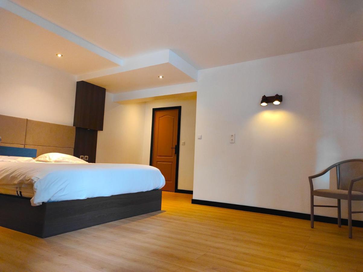 Modern'Hotel Valenciennes Kültér fotó