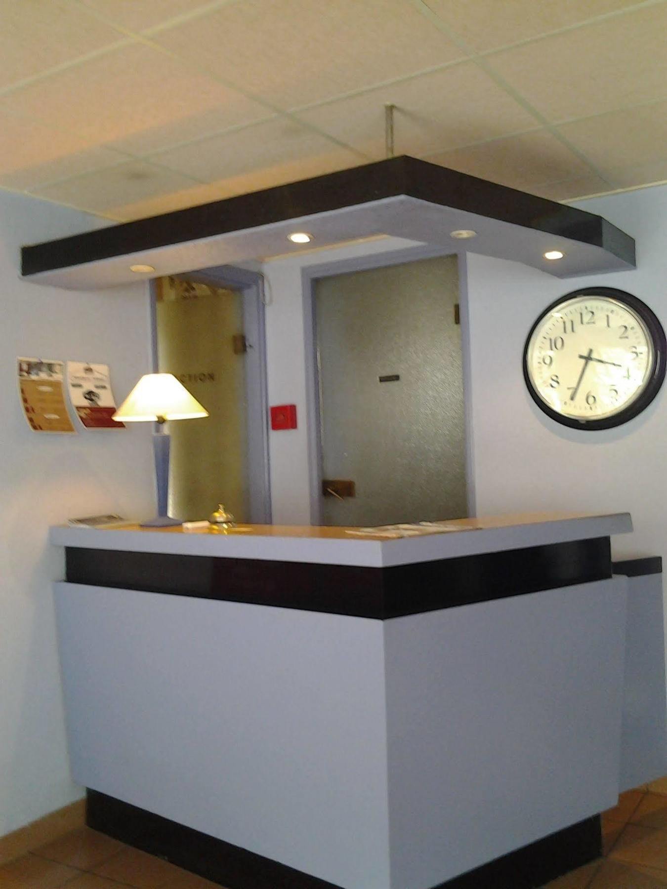 Modern'Hotel Valenciennes Kültér fotó